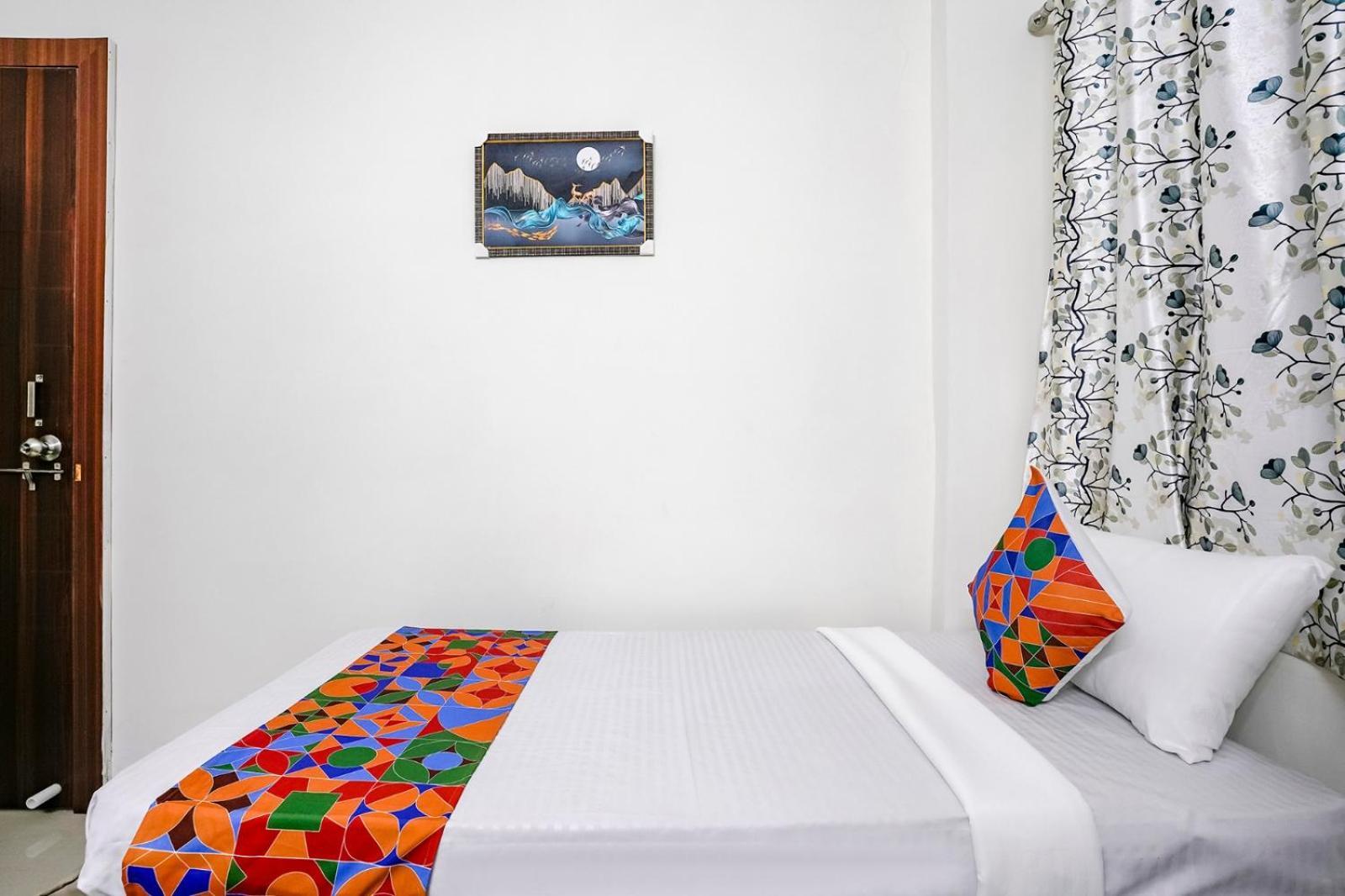 Hotel Comfort Caves Nashik Exterior foto